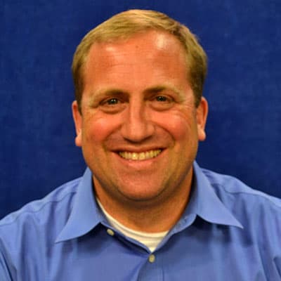 Headshot of Dr. Matthew Pinsker