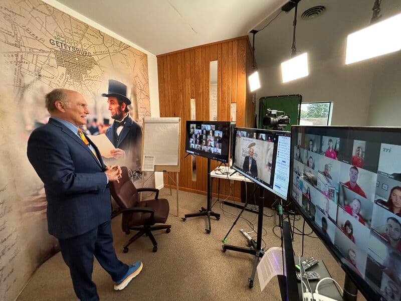 Hero image for Lincoln Leadership Live (Virtual)