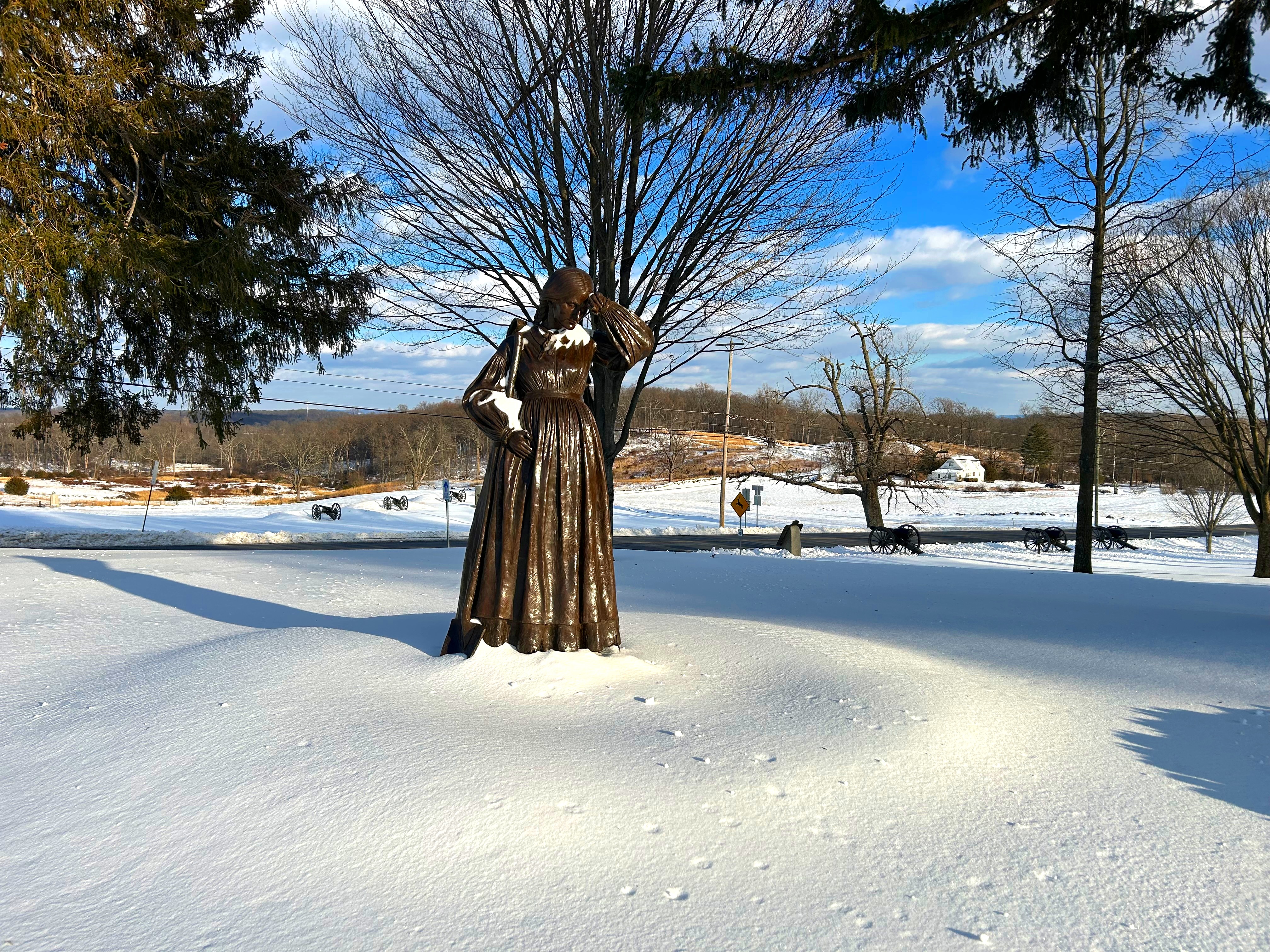 Elizabeth Thorne statue